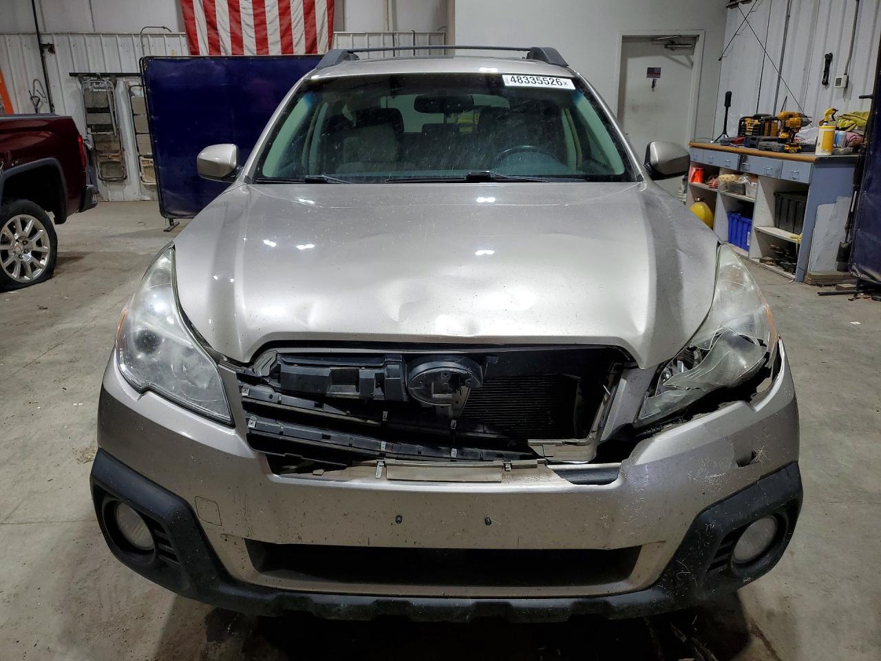 2014 SUBARU Outback
