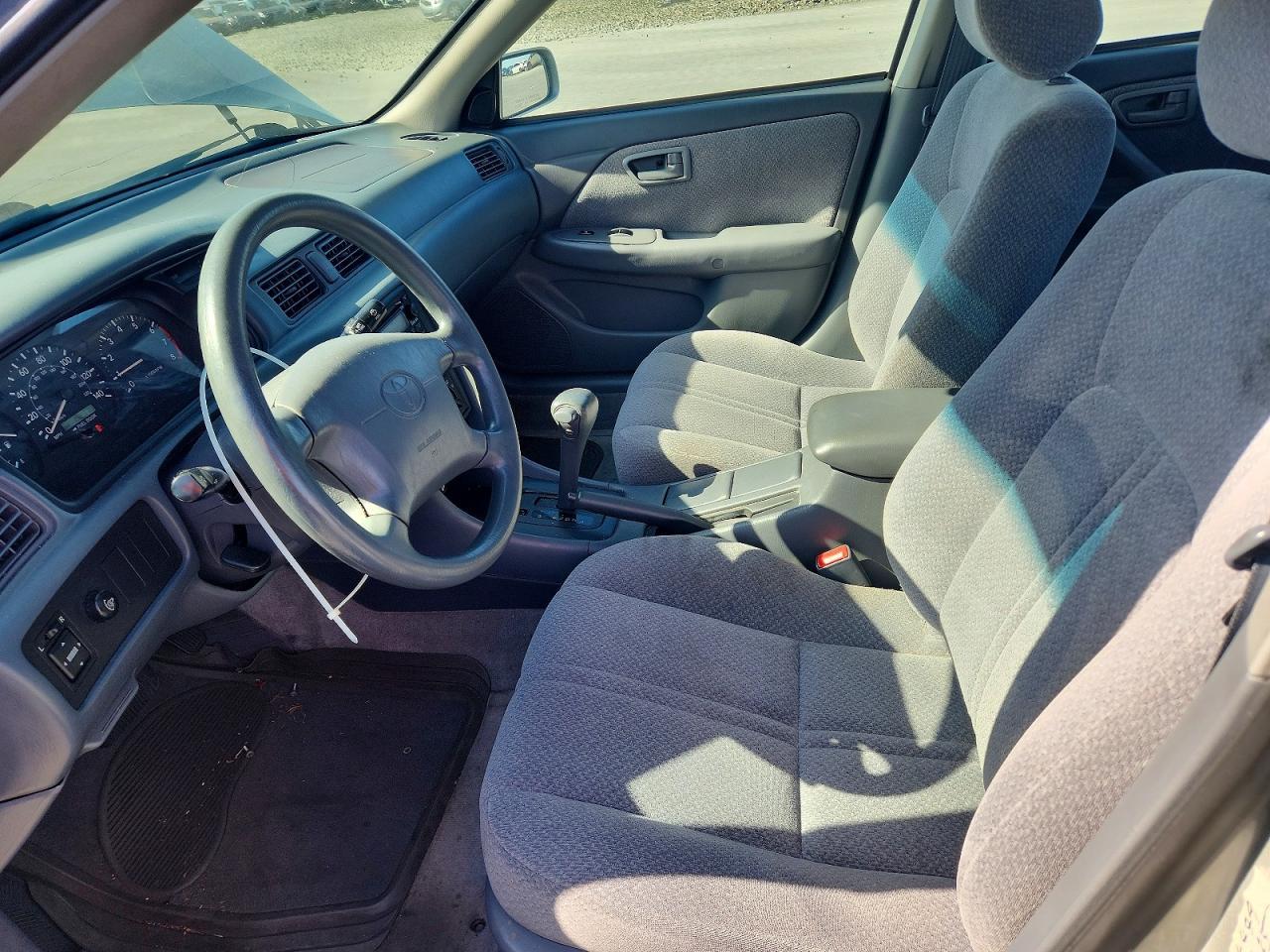 2000 TOYOTA CAMRY