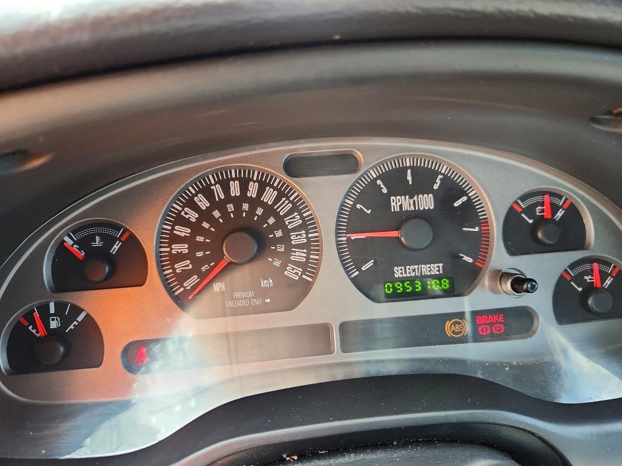 2004 FORD MUSTANG