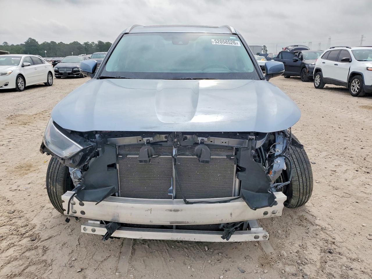 2024 TOYOTA HIGHLANDER