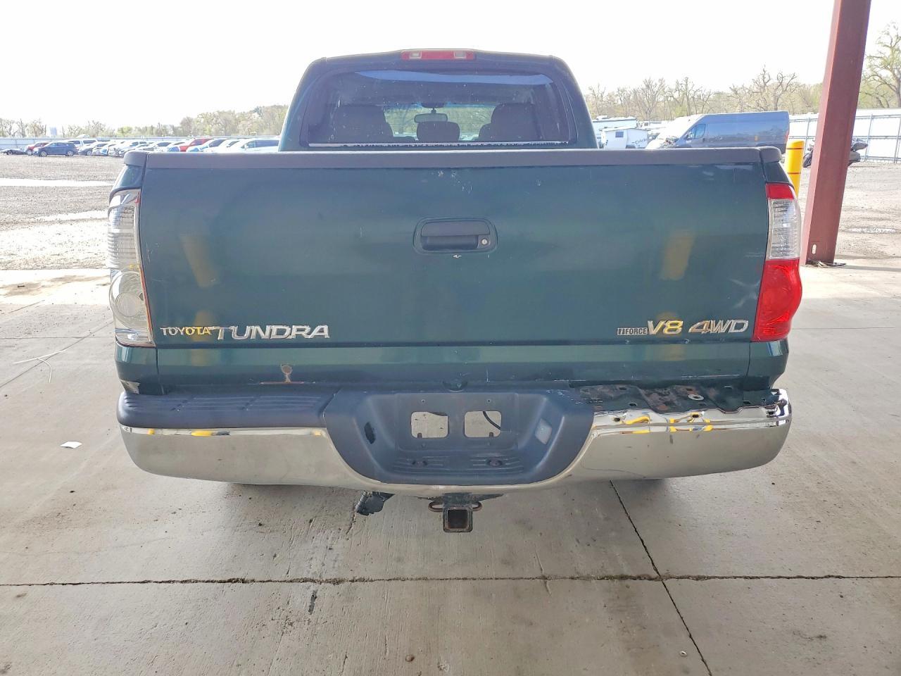 2004 TOYOTA TUNDRA