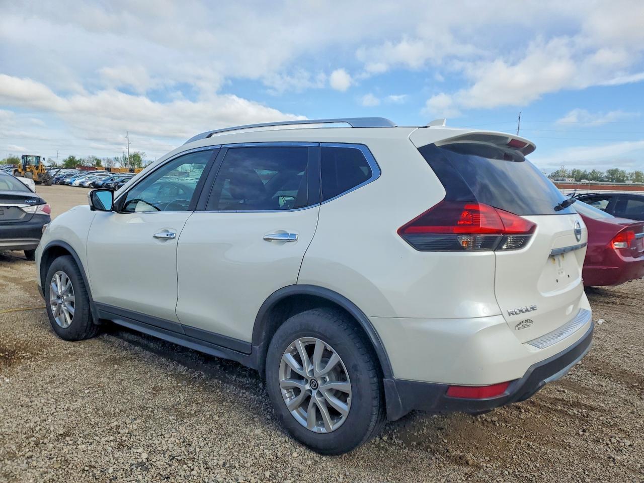 2018 NISSAN ROGUE