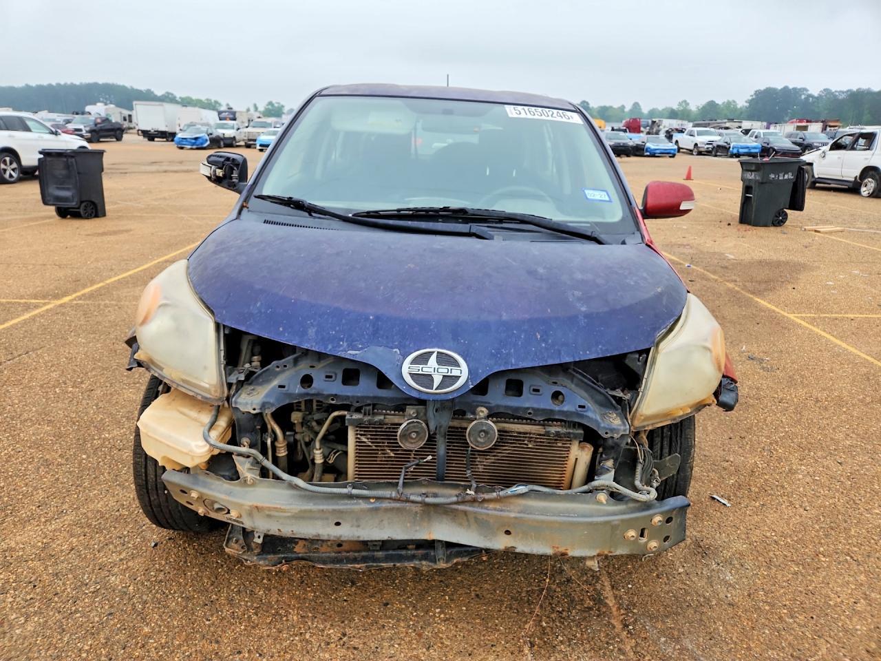 2014 SCION xD