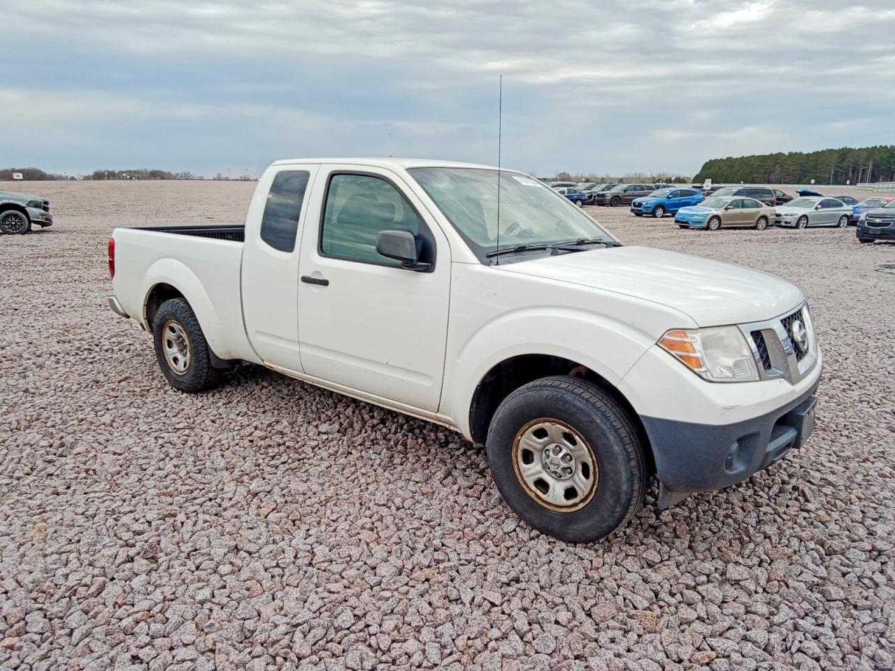 2015 NISSAN Frontier