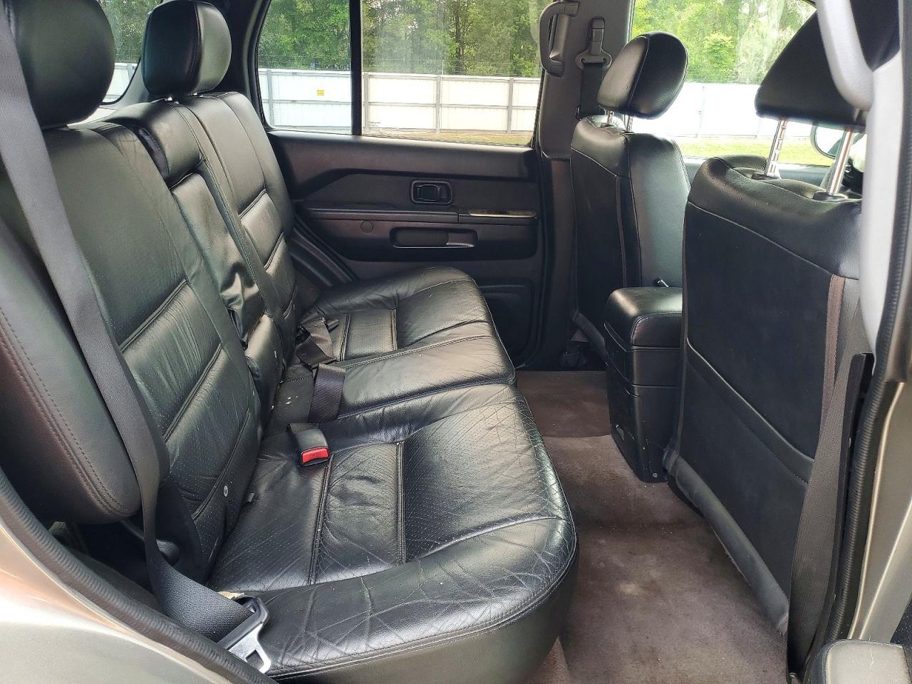 2004 NISSAN PATHFINDER