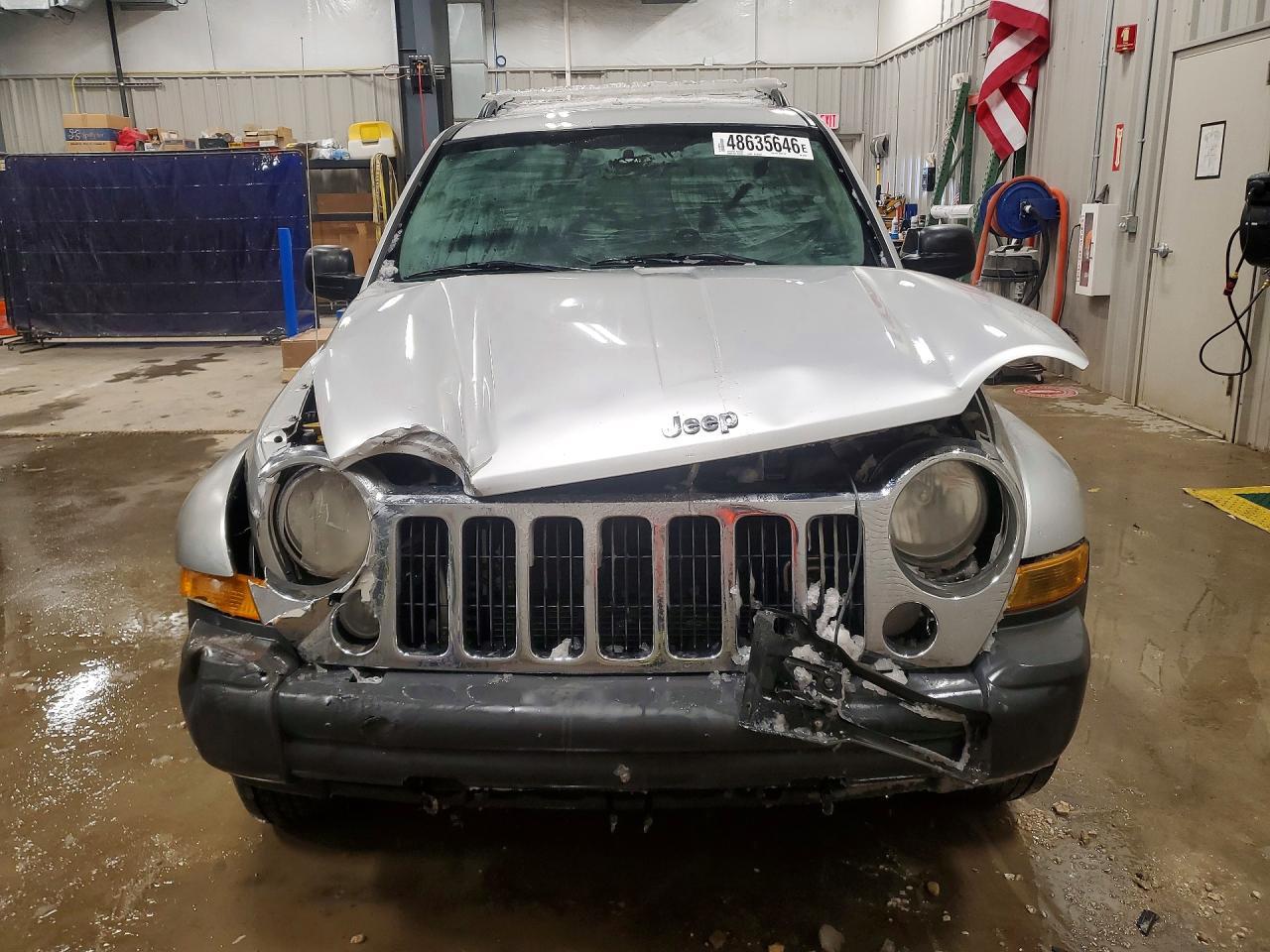 2005 JEEP Liberty