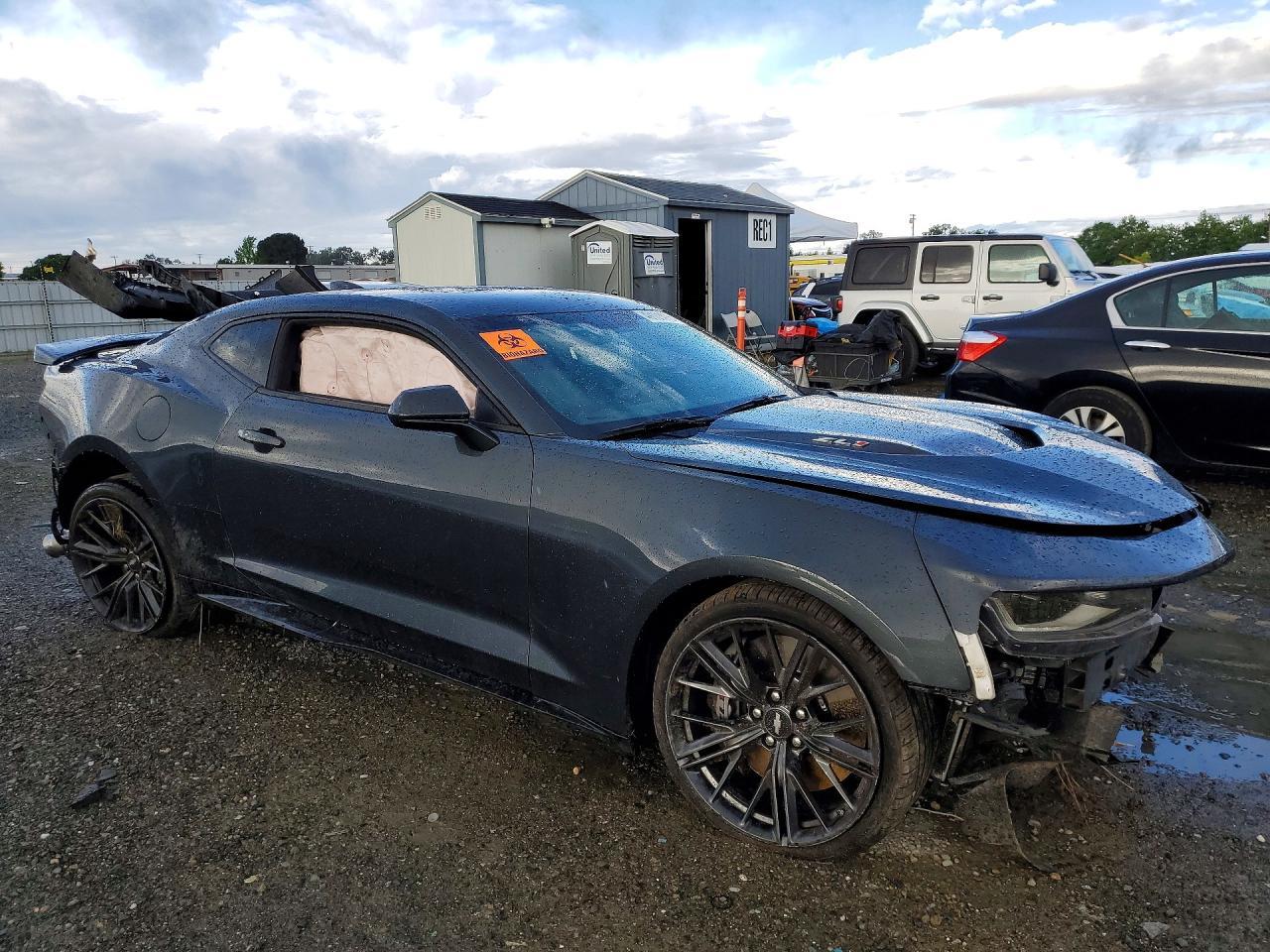 2018 CHEVROLET Camaro
