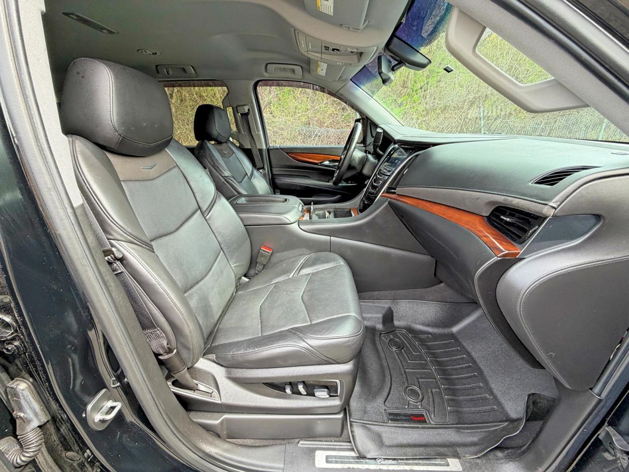 2019 CADILLAC Escalade ESV