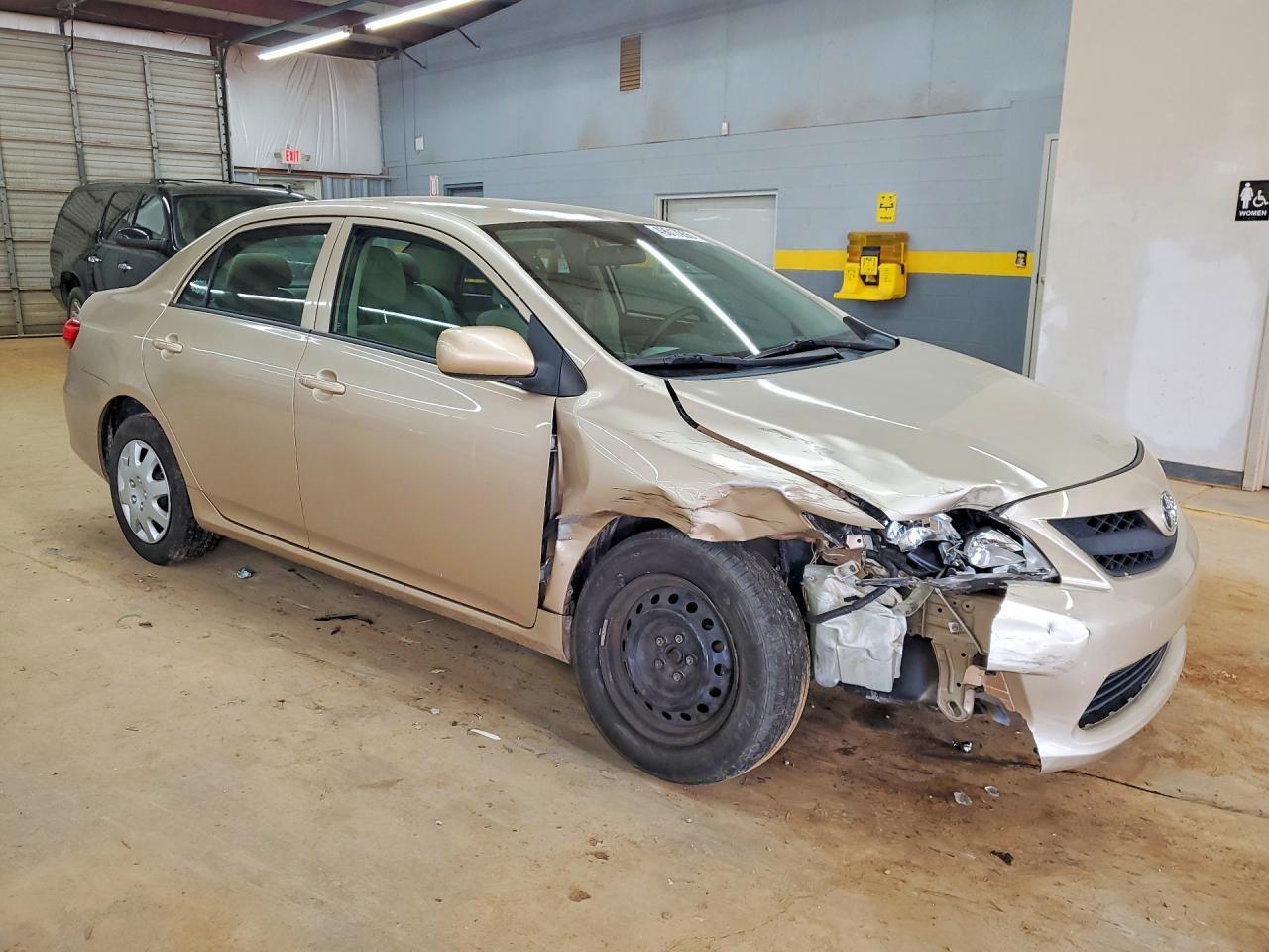2012 TOYOTA COROLLA