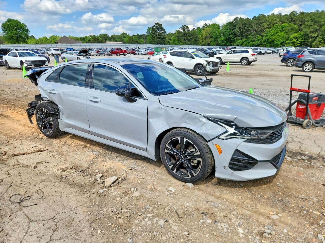 2022 KIA K5