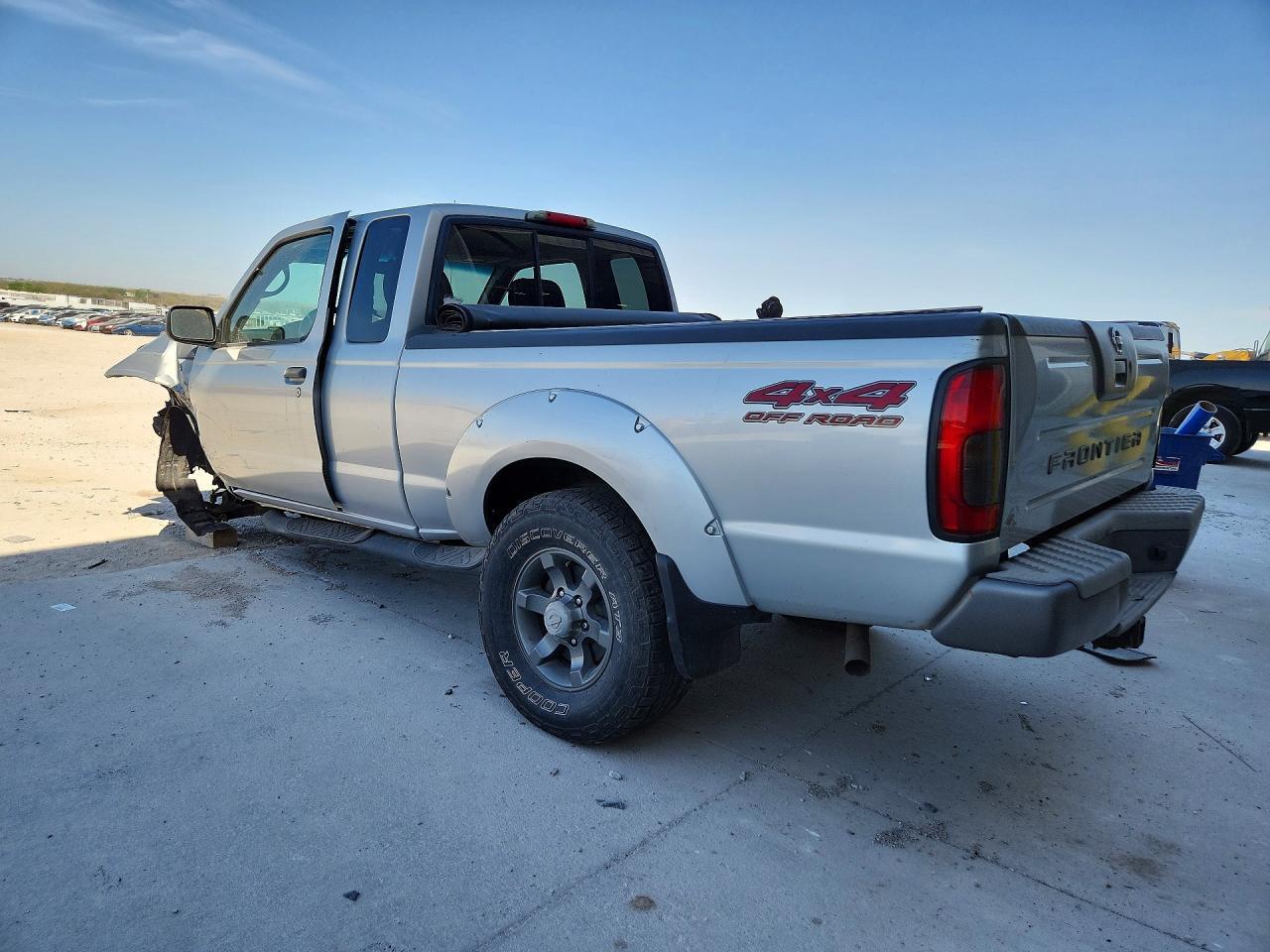 2004 NISSAN Frontier