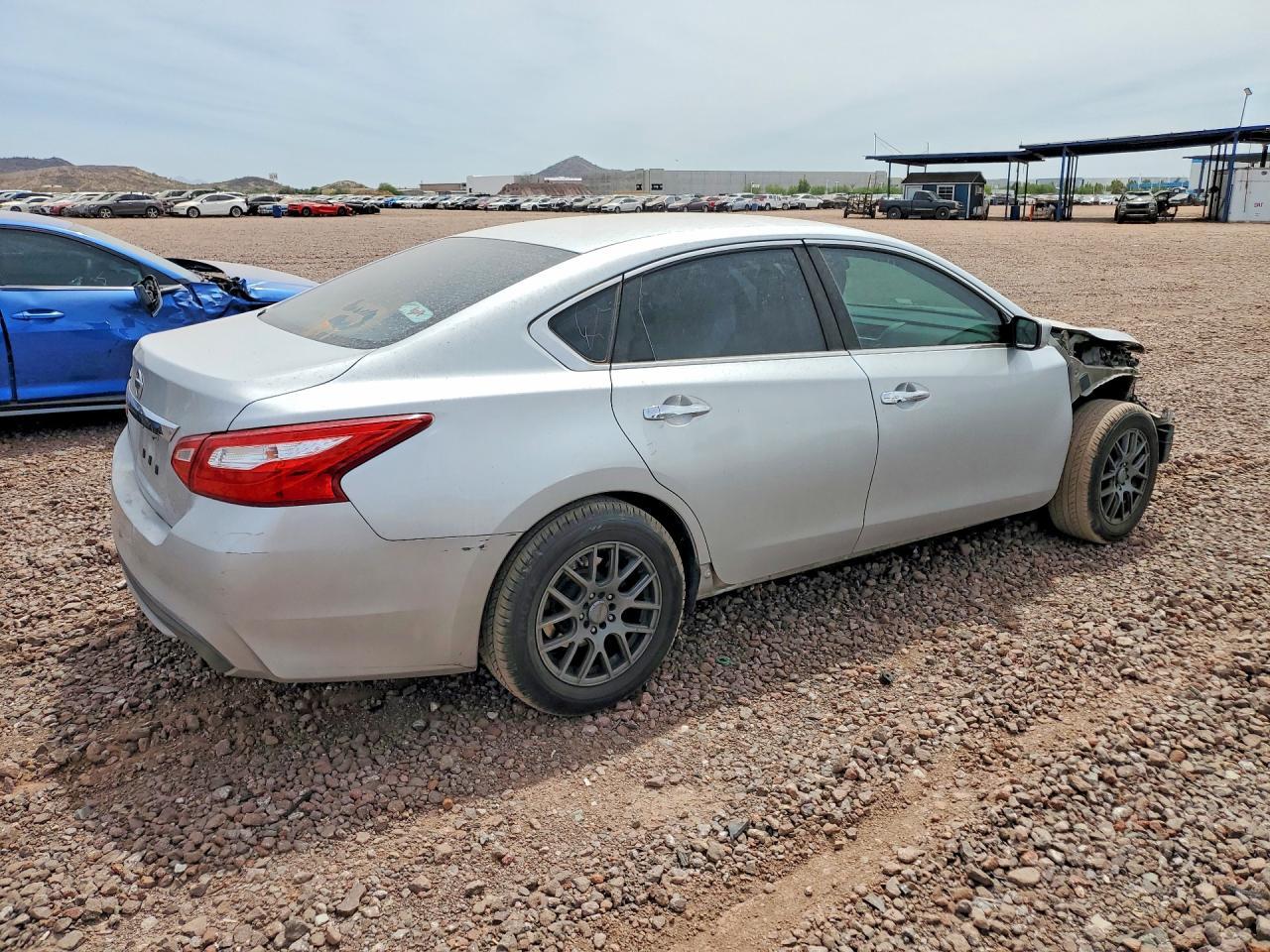 2016 NISSAN ALTIMA