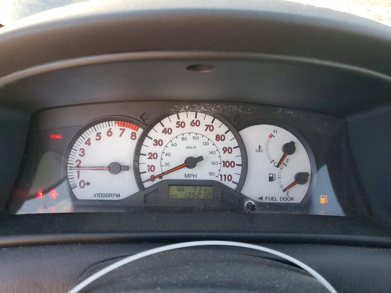 2004 TOYOTA COROLLA