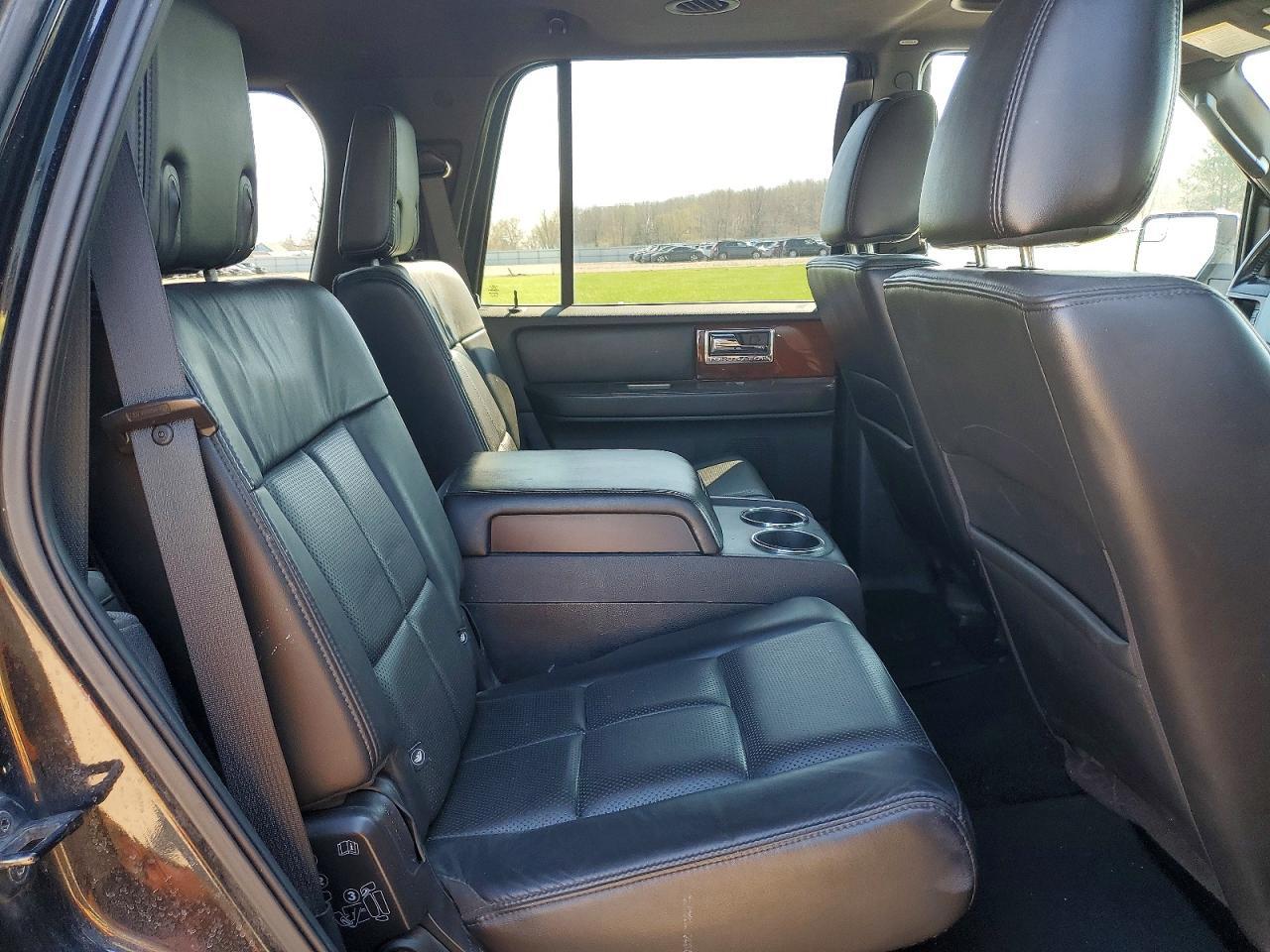 2013 LINCOLN Navigator