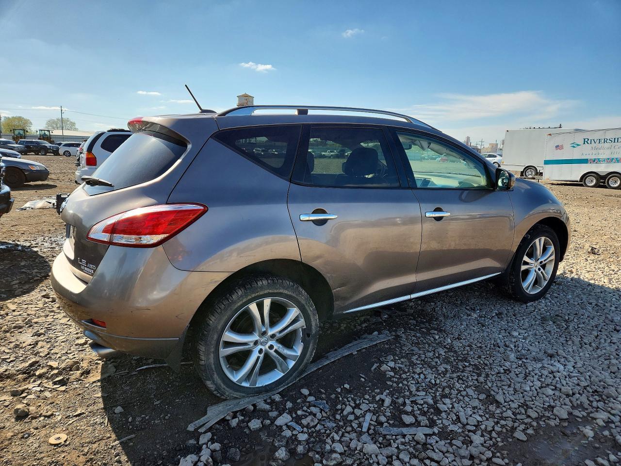2011 NISSAN MURANO