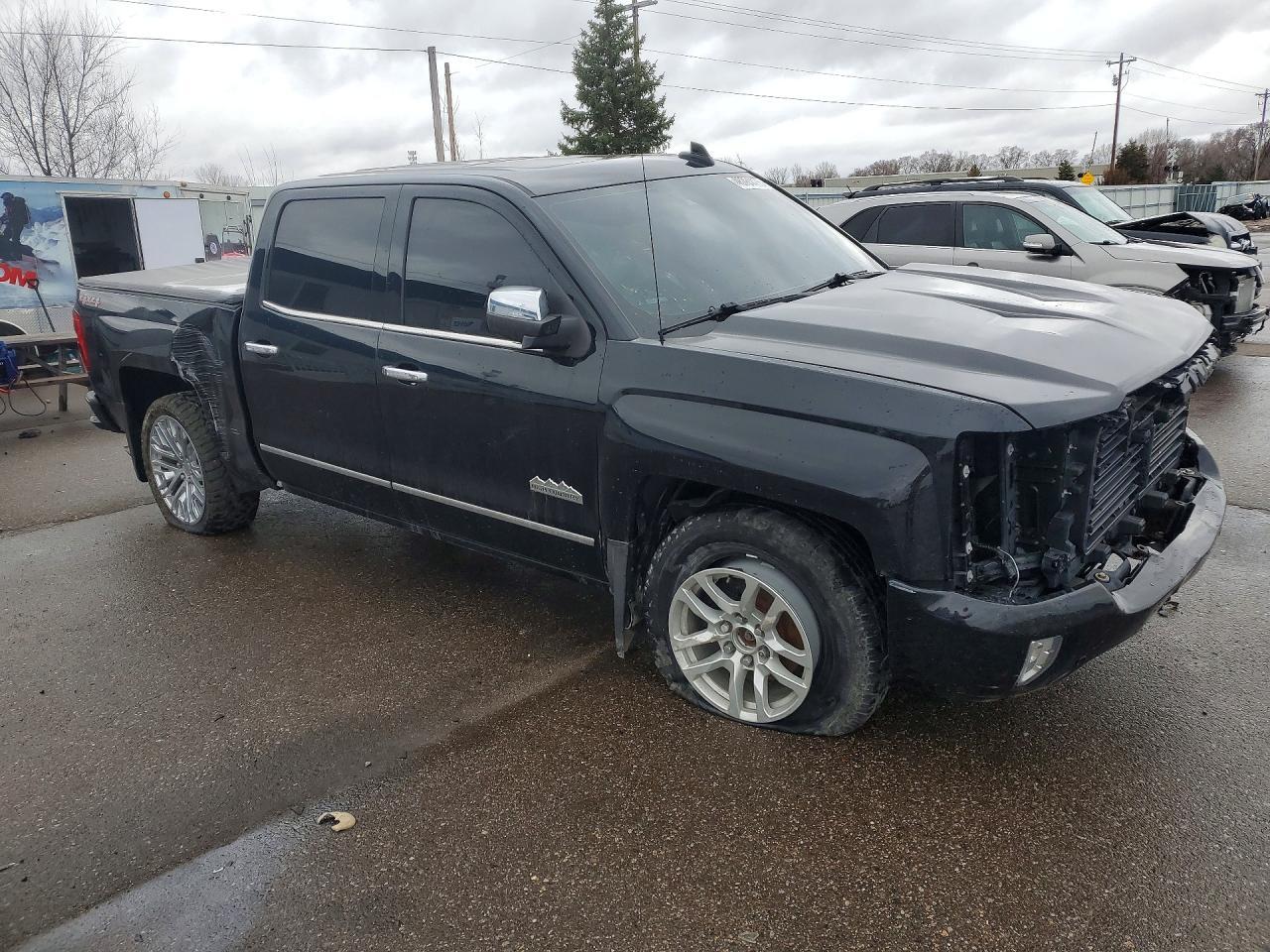 2018 CHEVROLET Silverado