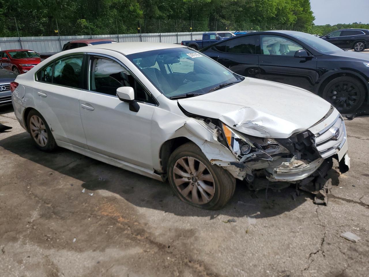 2016 SUBARU Legacy