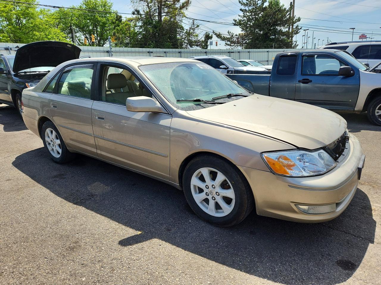 2003 TOYOTA Avalon