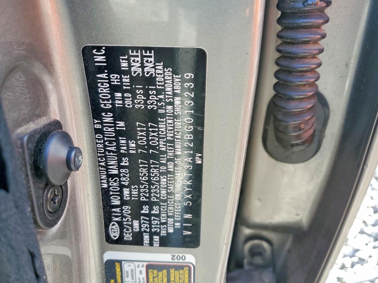 2011 KIA SORENTO