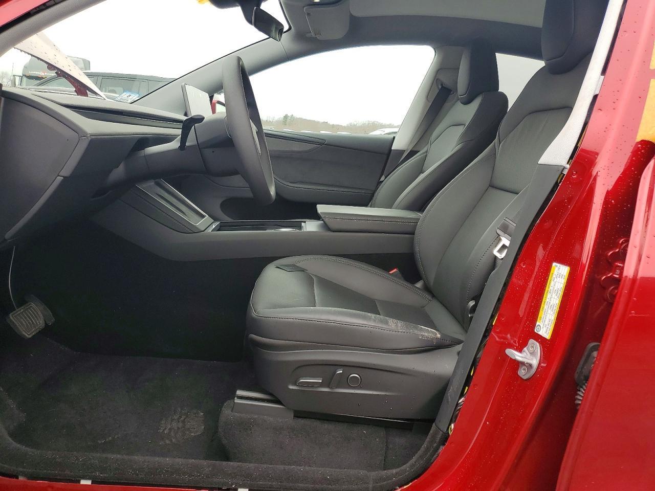 2026 TESLA MODEL Y