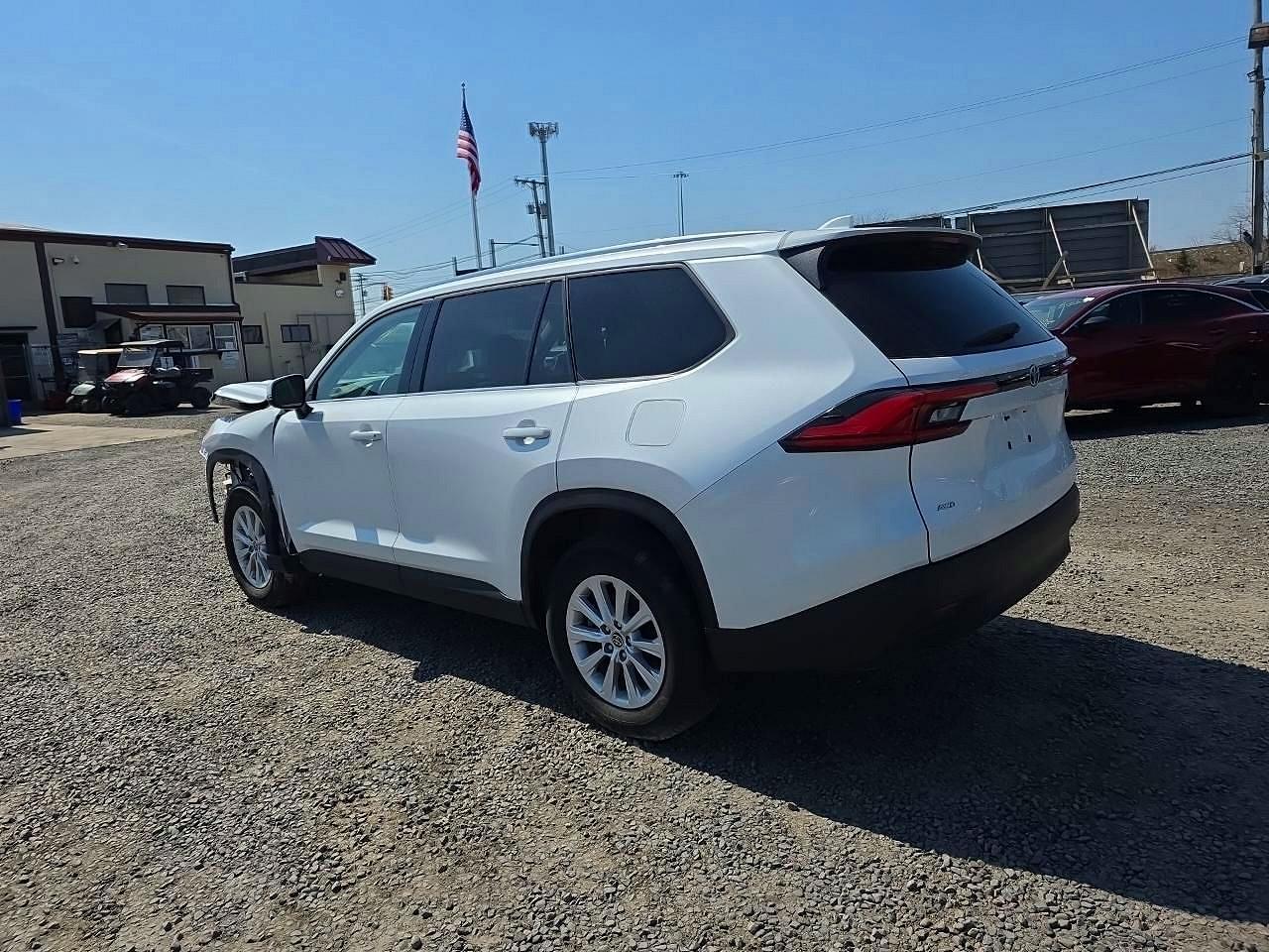 2024 TOYOTA HIGHLANDER