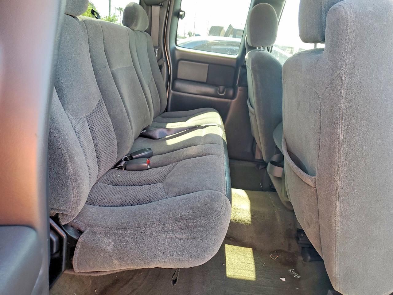 2004 CHEVROLET Silverado