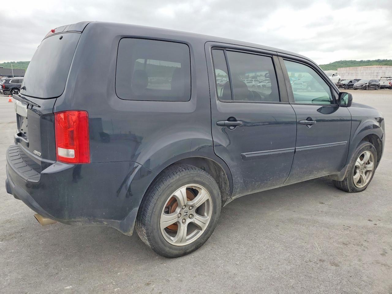 2015 HONDA PILOT