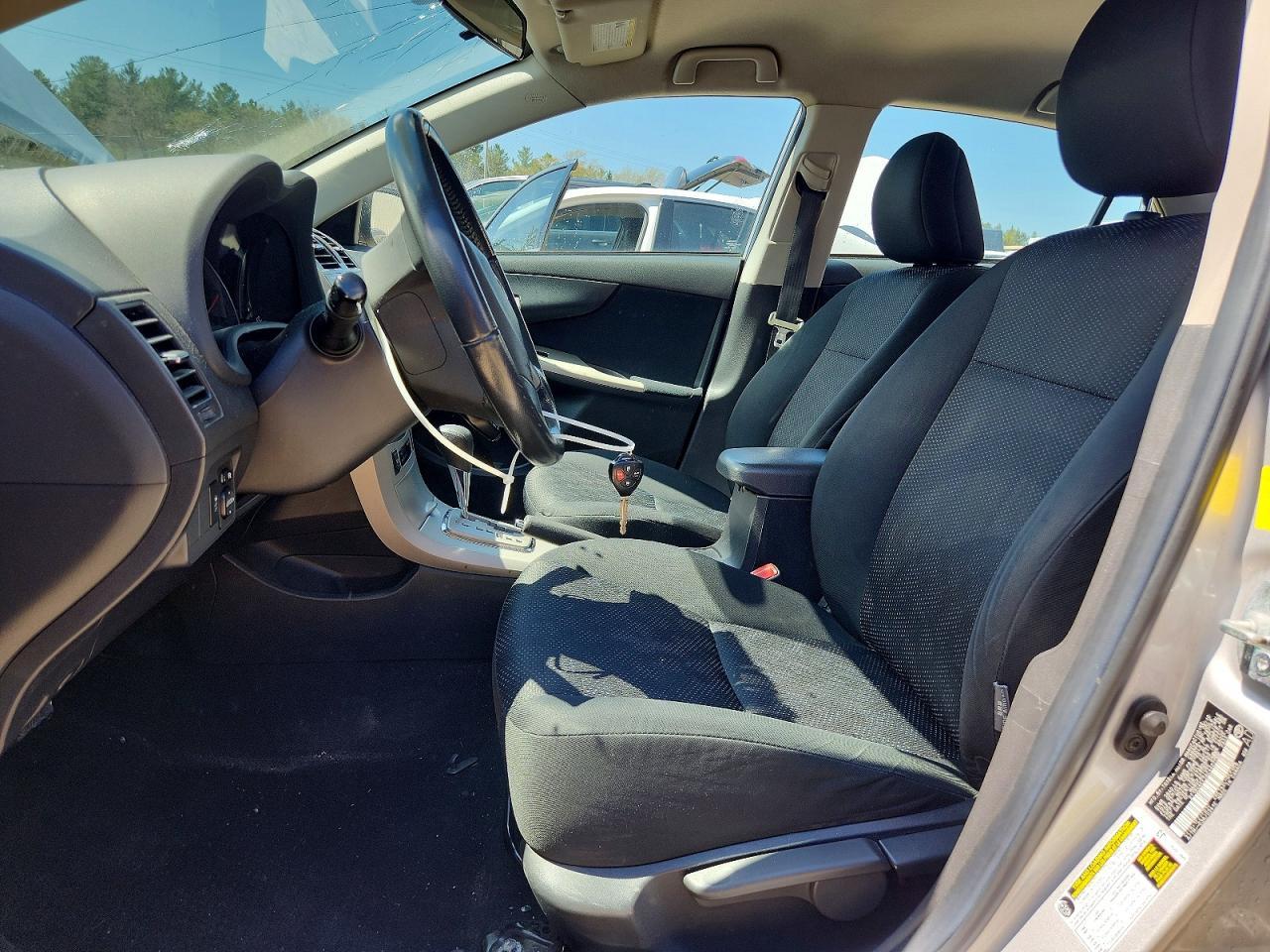 2010 TOYOTA COROLLA