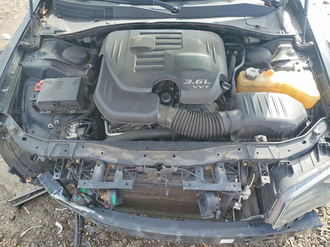 2016 CHRYSLER 300