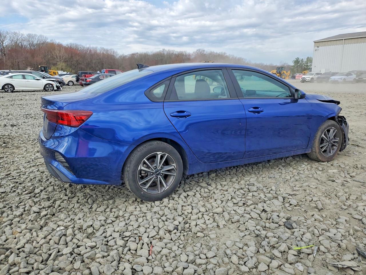 2023 KIA FORTE