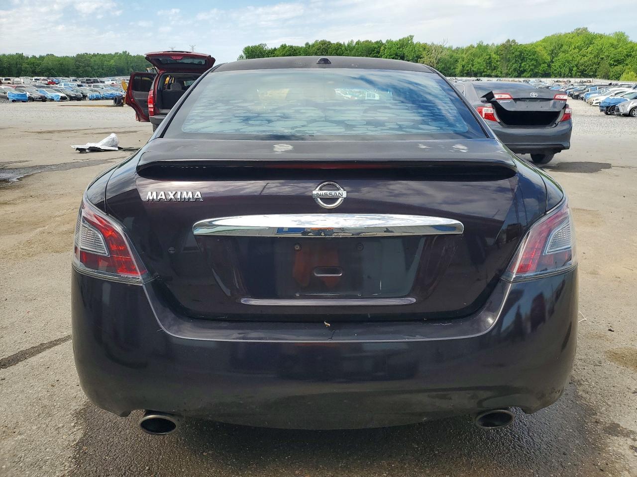 2012 NISSAN Maxima