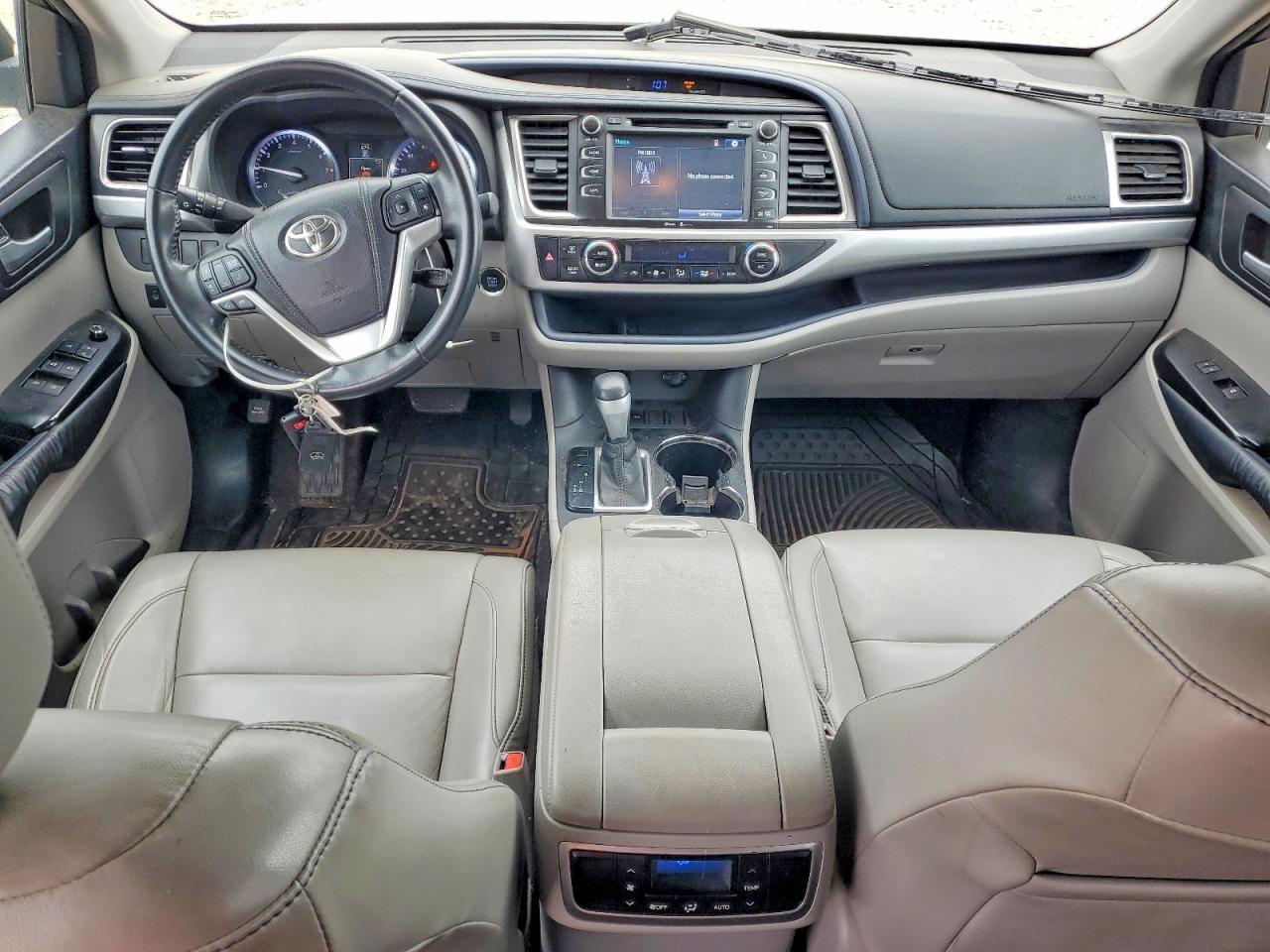 2014 TOYOTA HIGHLANDER