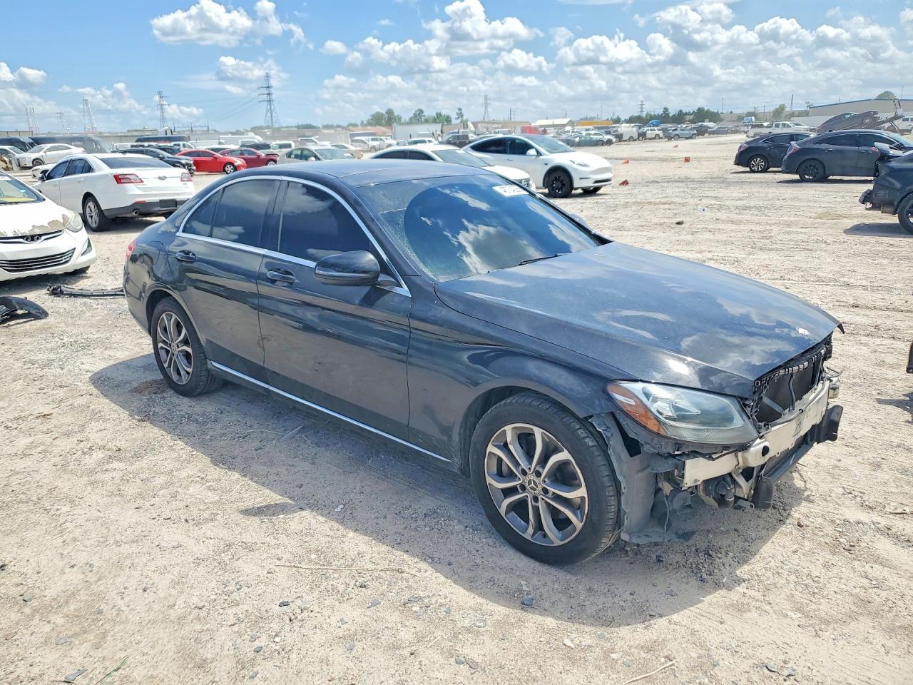 2017 MERCEDES-BENZ C-CLASS