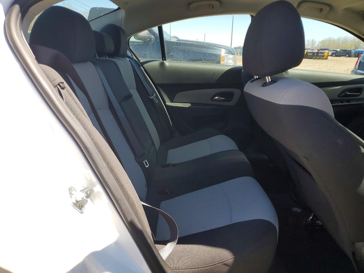 2011 CHEVROLET CRUZE