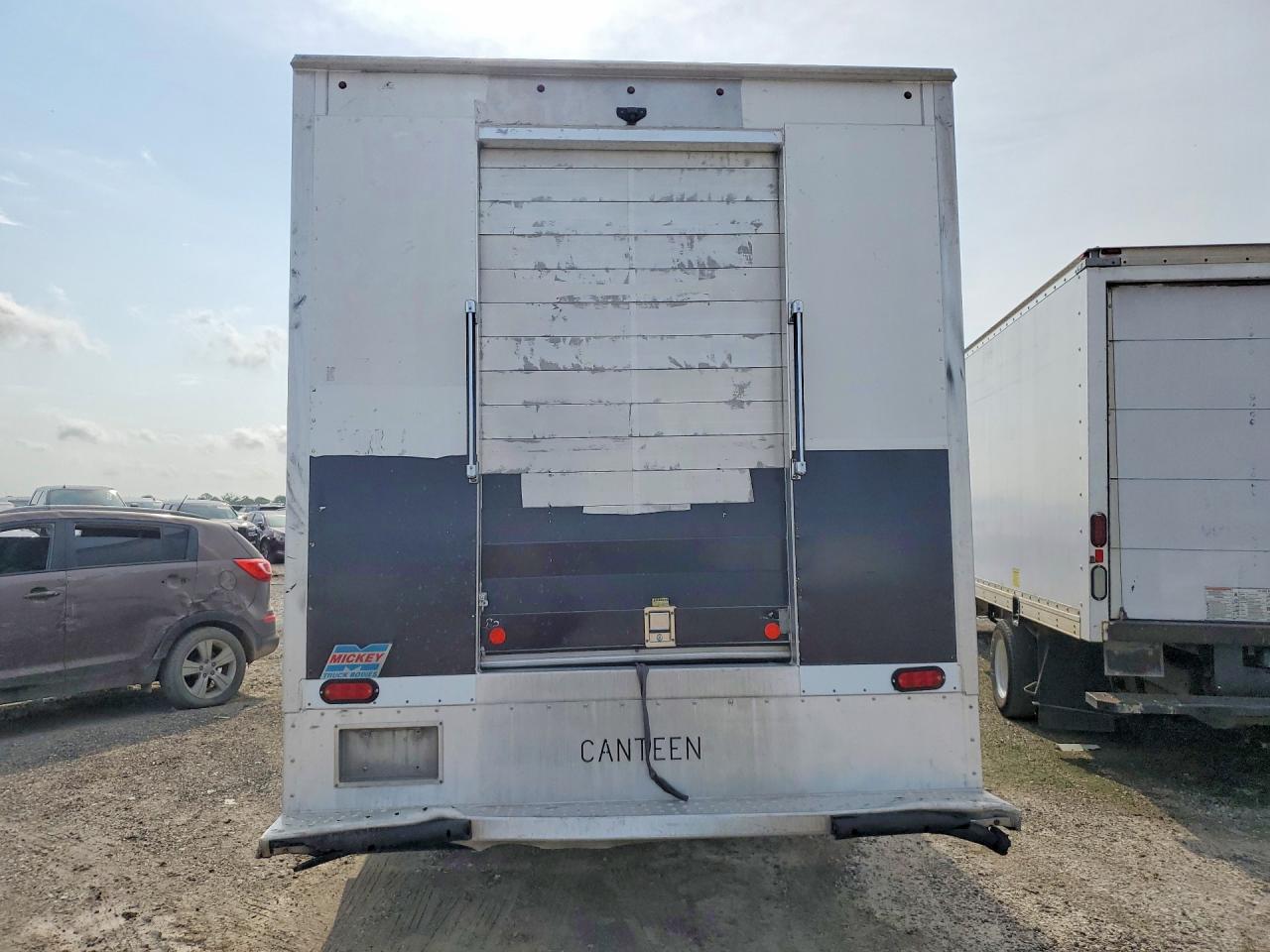 2018 CHEVROLET EXPRESS 2500