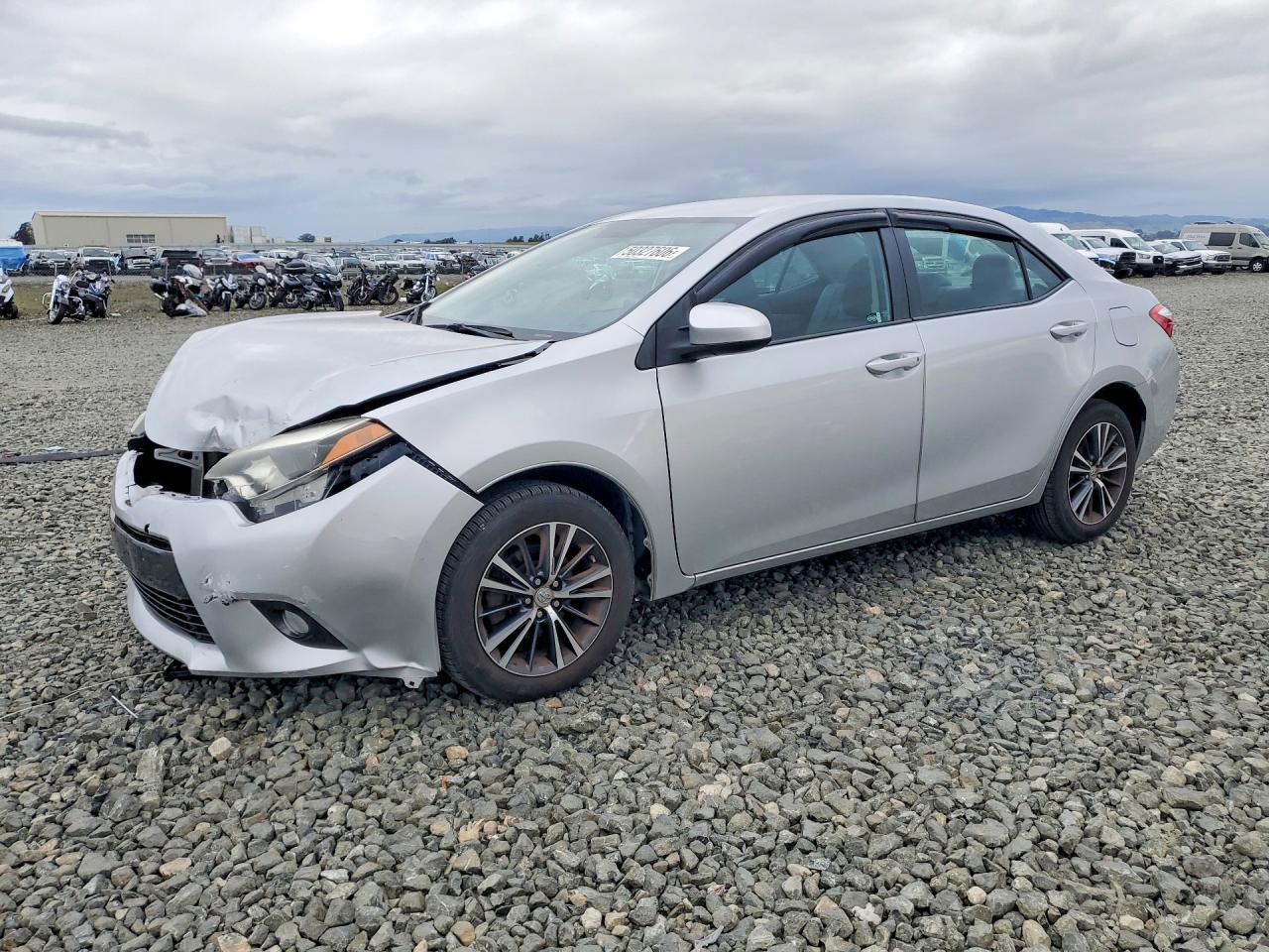 2016 TOYOTA COROLLA