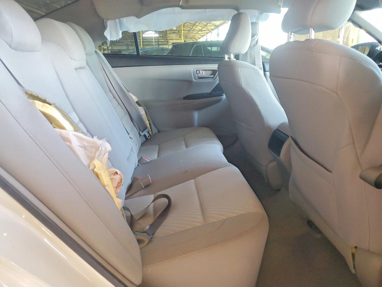2016 TOYOTA CAMRY
