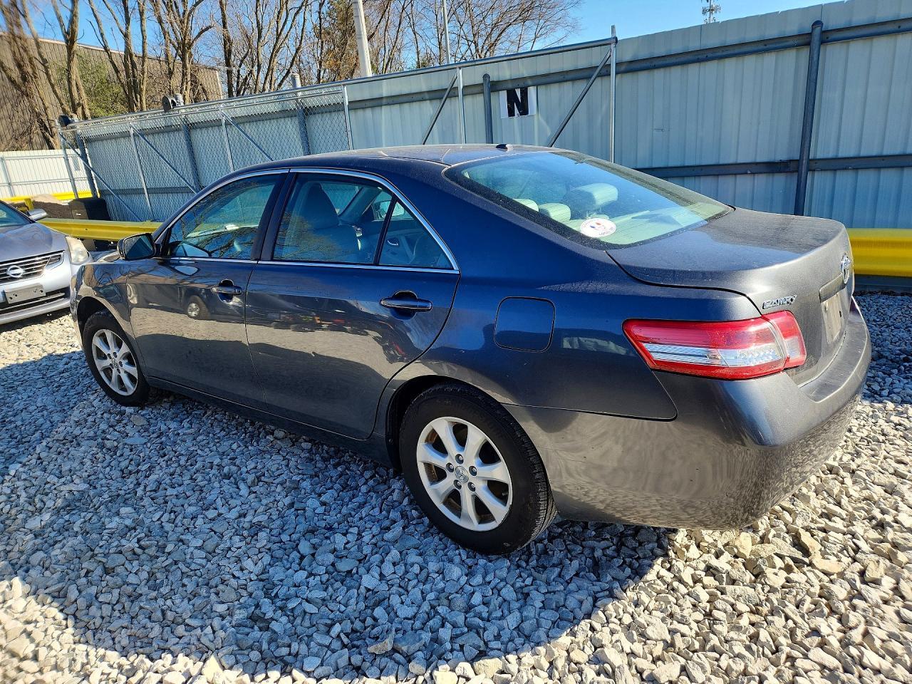 2011 TOYOTA CAMRY
