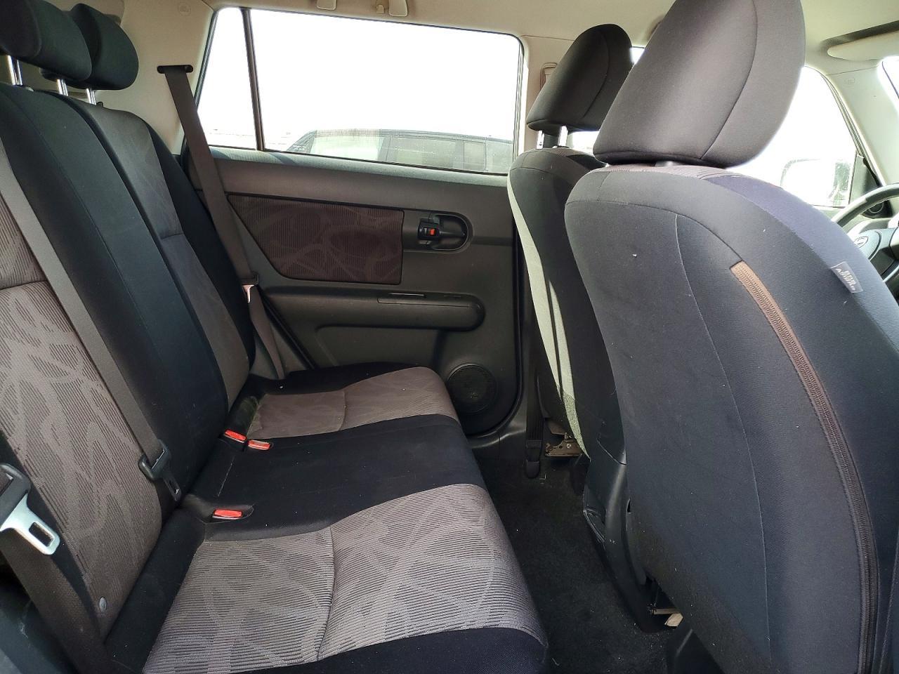 2013 SCION xB