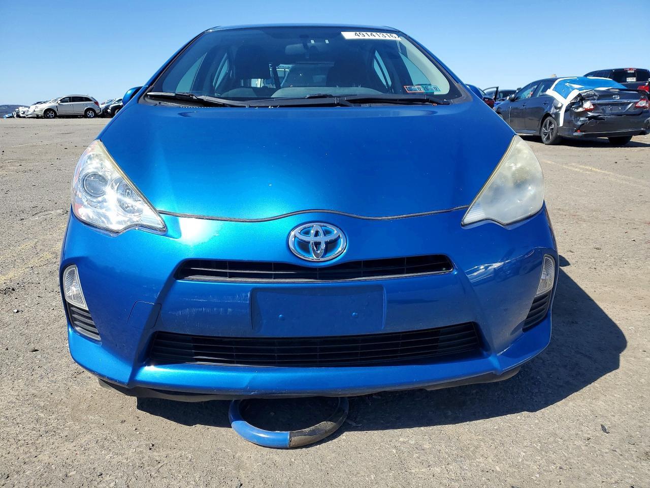 2012 TOYOTA Prius c