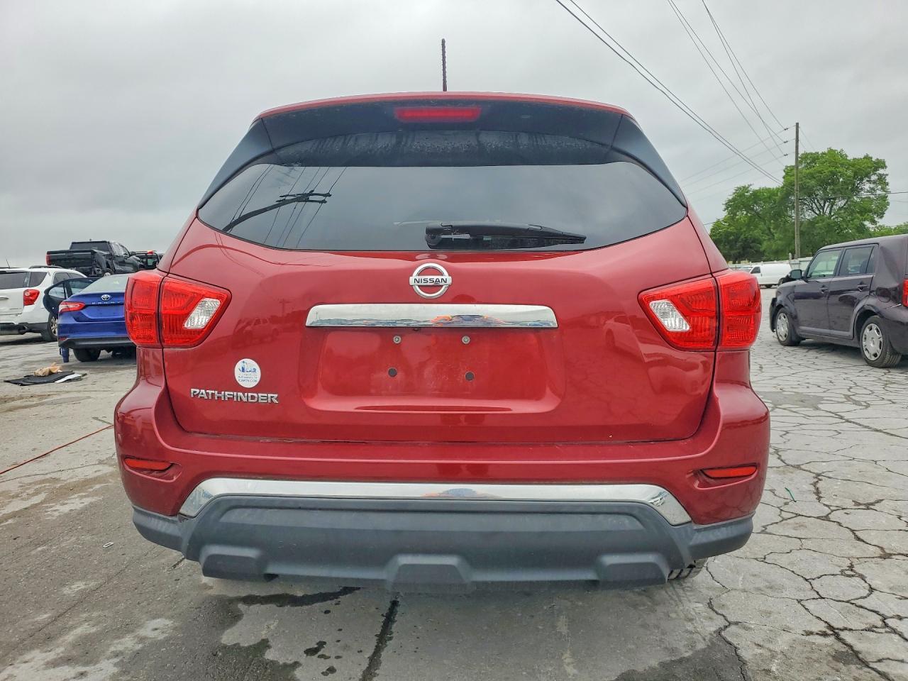 2017 NISSAN PATHFINDER