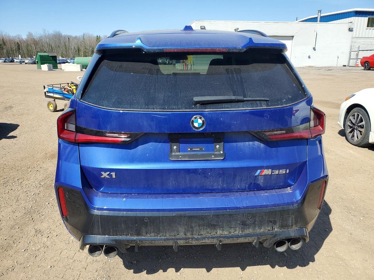 2025 BMW X1