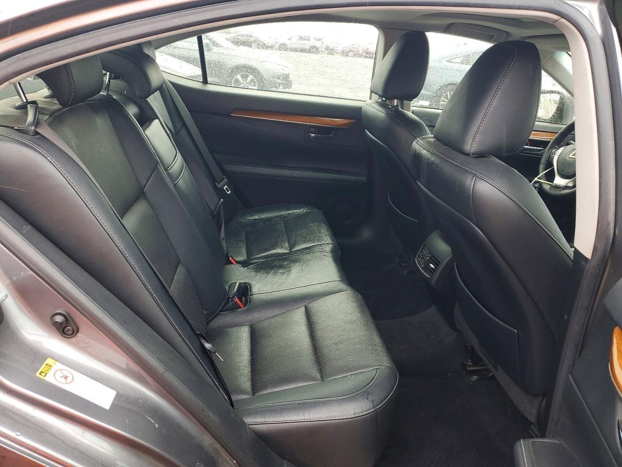 2013 LEXUS ES 300H