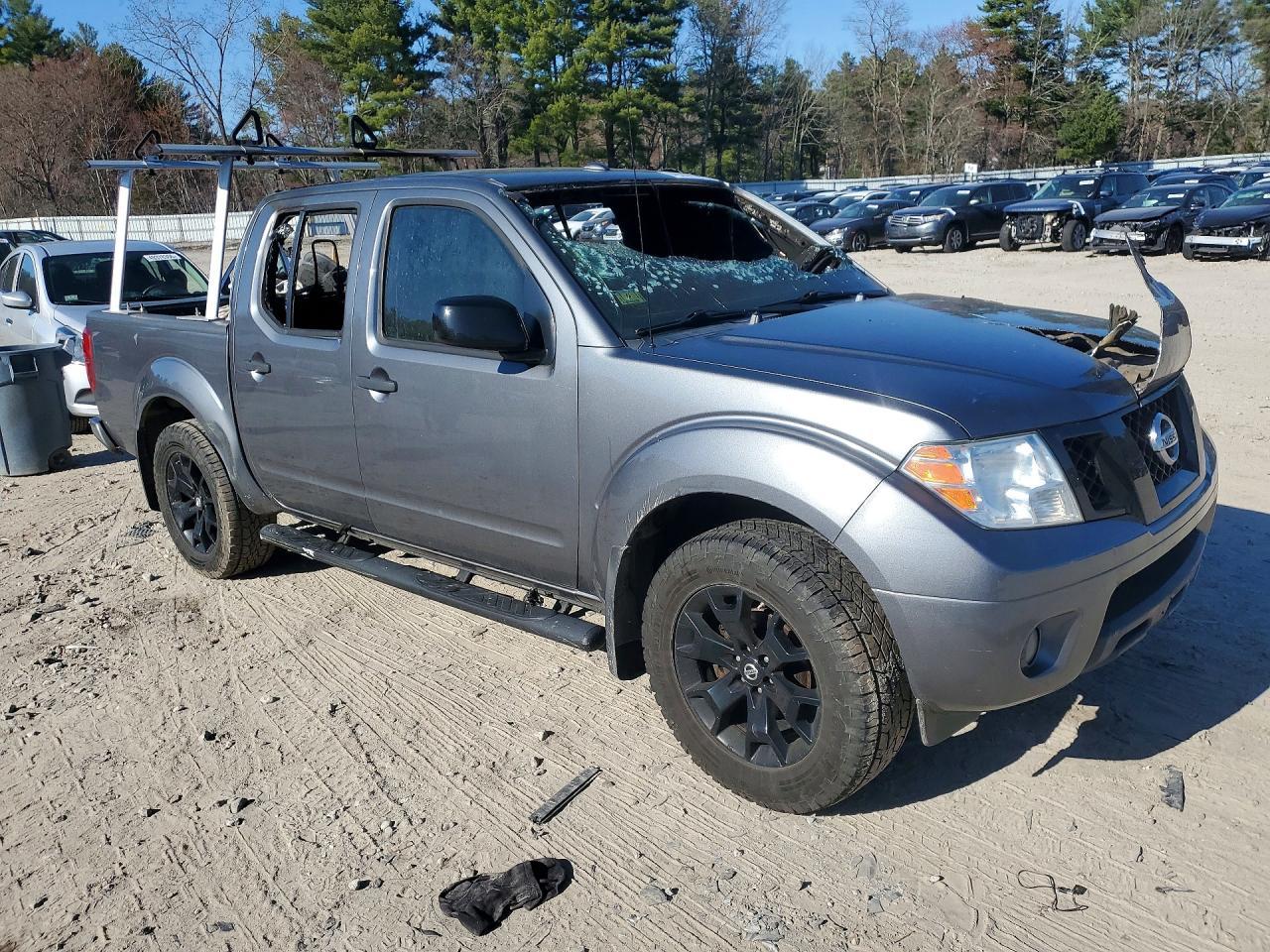 2018 NISSAN Frontier
