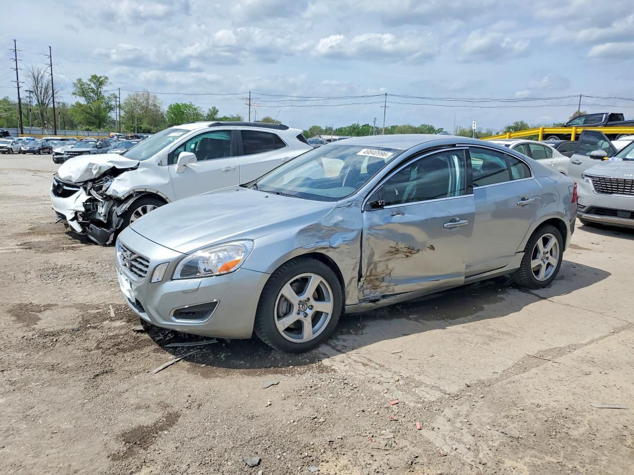 2013 VOLVO S60