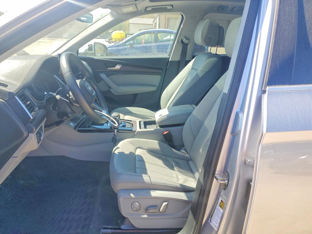 2022 AUDI Q5