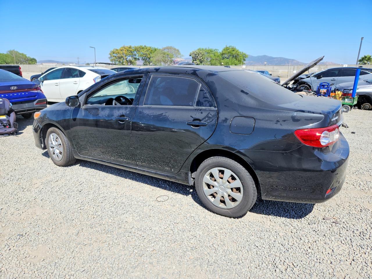 2011 TOYOTA COROLLA