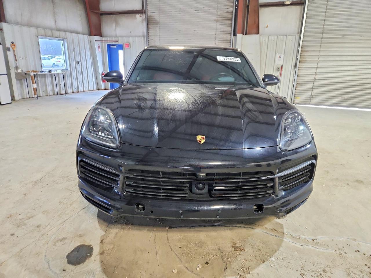 2020 PORSCHE CAYENNE