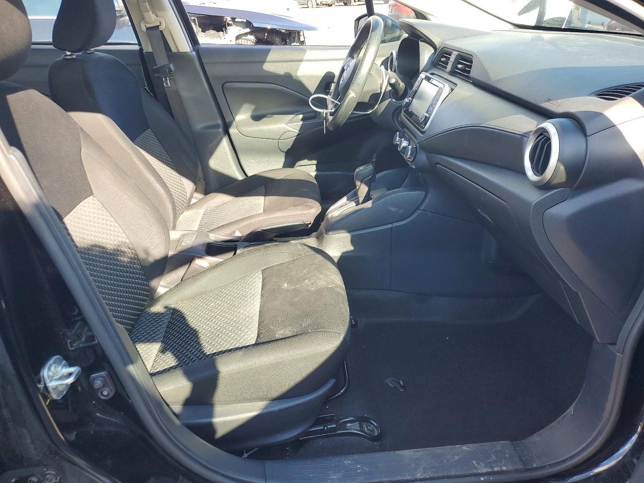 2024 NISSAN VERSA