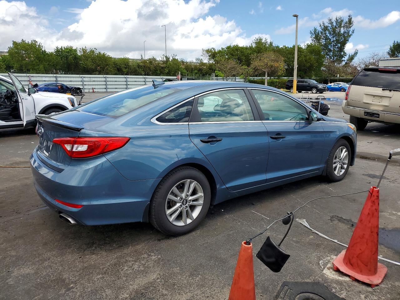 2015 HYUNDAI SONATA
